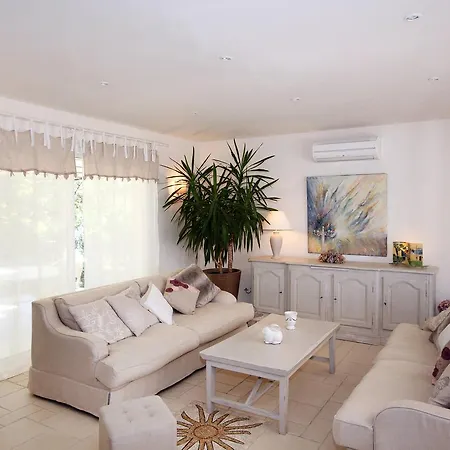 Ferienhaus Mit Pool Arpaeillargues 110s 펜션 *