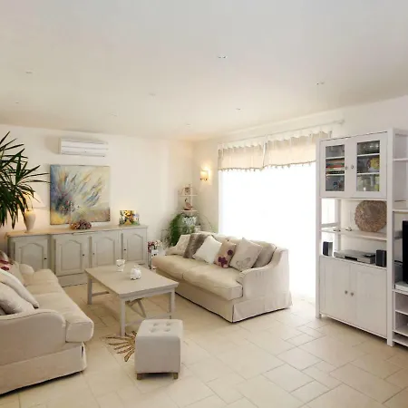 펜션 Ferienhaus Mit Pool Arpaeillargues 110s